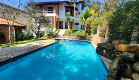 Casa à venda ou para alugar com 3 suítes no condomínio Villagio Capriccio, Louveira - SP