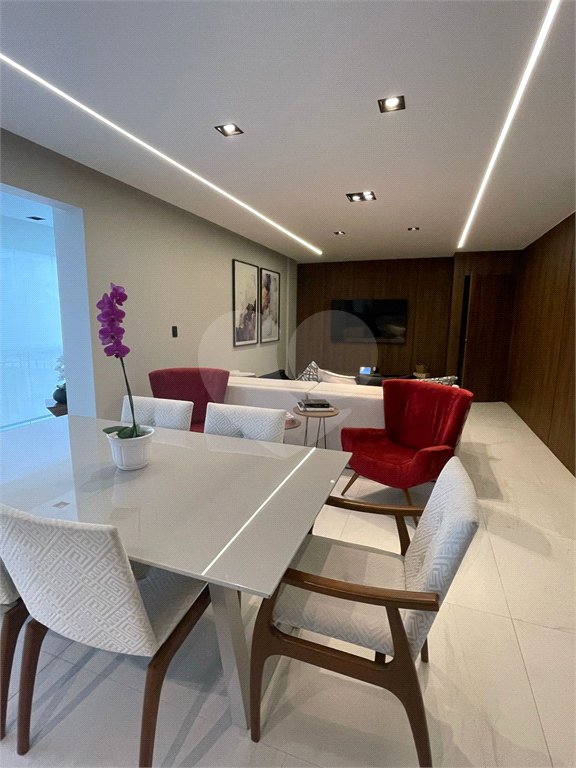 Apartamento à venda com 3 suítes em Parque Residencial Aquarius, São José dos Campos, SP