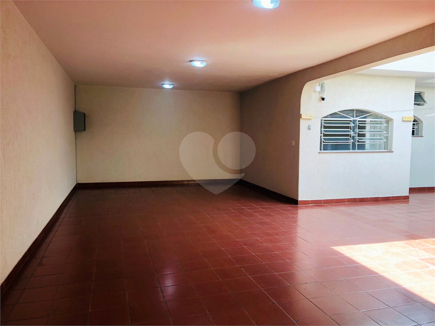 Casa Térrea à venda com 3 quartos, sendo 1 suíte,  em Vila Industrial, Mogi das Cruzes, SP