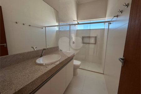 Casa à venda com 3 suítes, em Orla Norte, Porto Seguro, BA