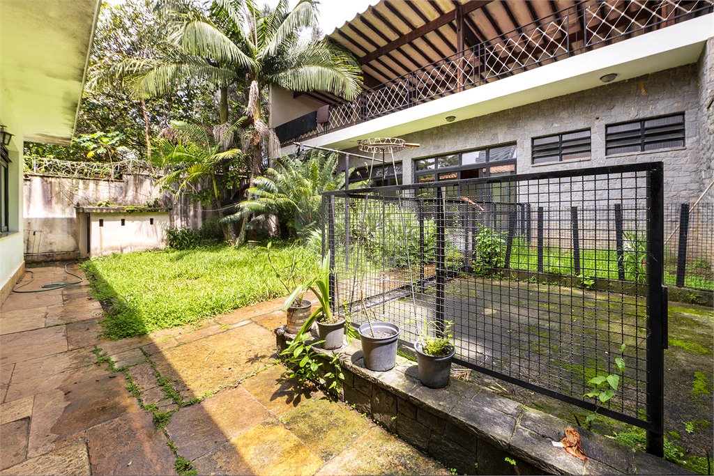 Casa Térrea à venda com 4 quartos, sendo 2 suítes, em Brooklin Velho, São Paulo, SP