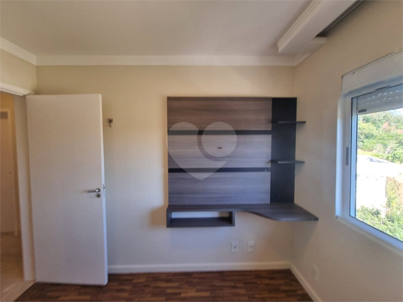 Sobrado à venda com 3 quartos, sendo 1 suíte,  em Jardim Belizário, Cotia, SP