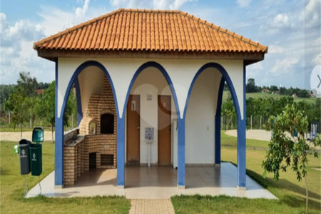 Casa à venda com 3 quartos, sendo 1 suíte, no condomínio Residencial Jardim, Sorocaba - SP