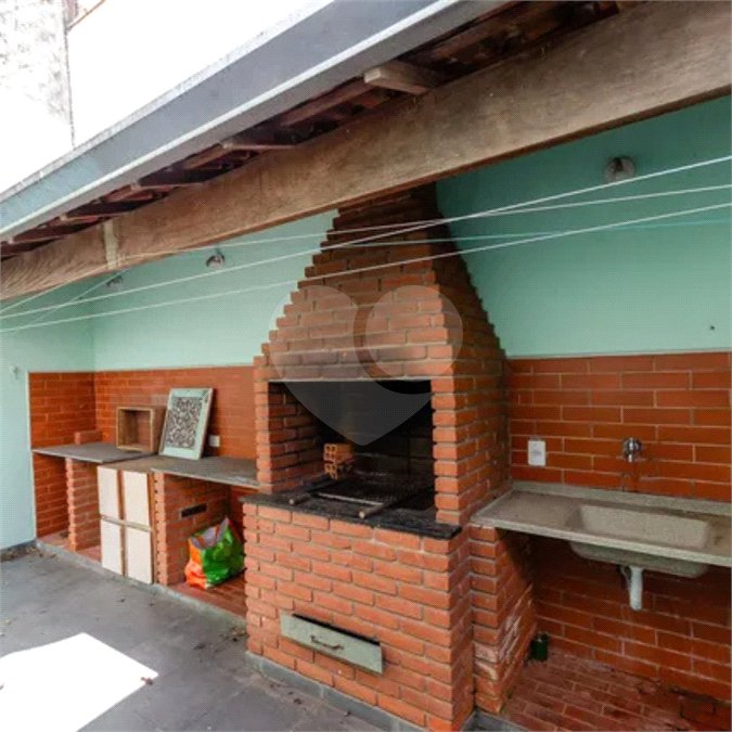 Sobrado à venda ou para alugar com 3 quartos, sendo 1 suíte, em Conjunto Residencial Vista Verde, São Paulo, SP