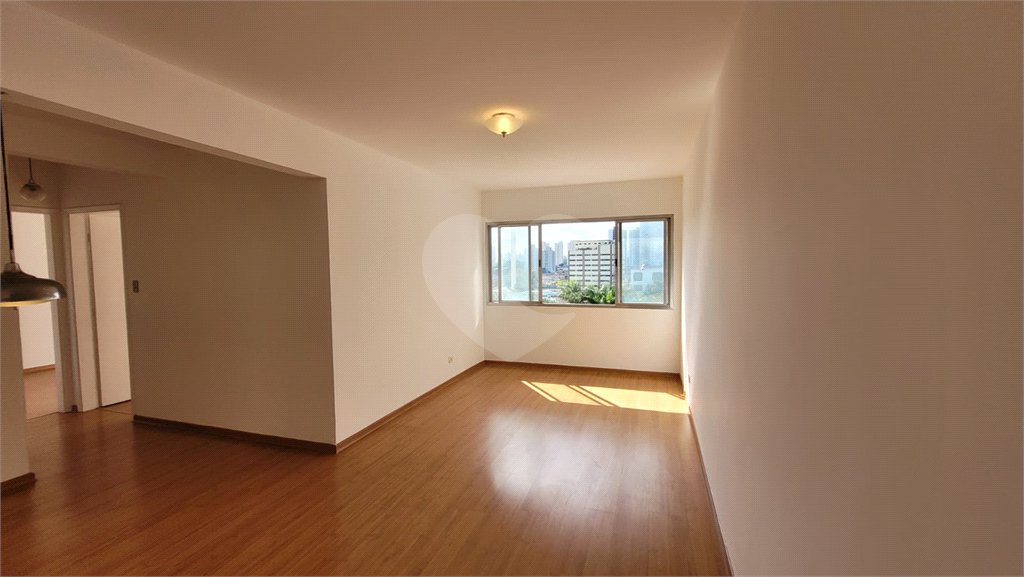 Apartamento à venda com 2 quartos em Santo Amaro, São Paulo, SP