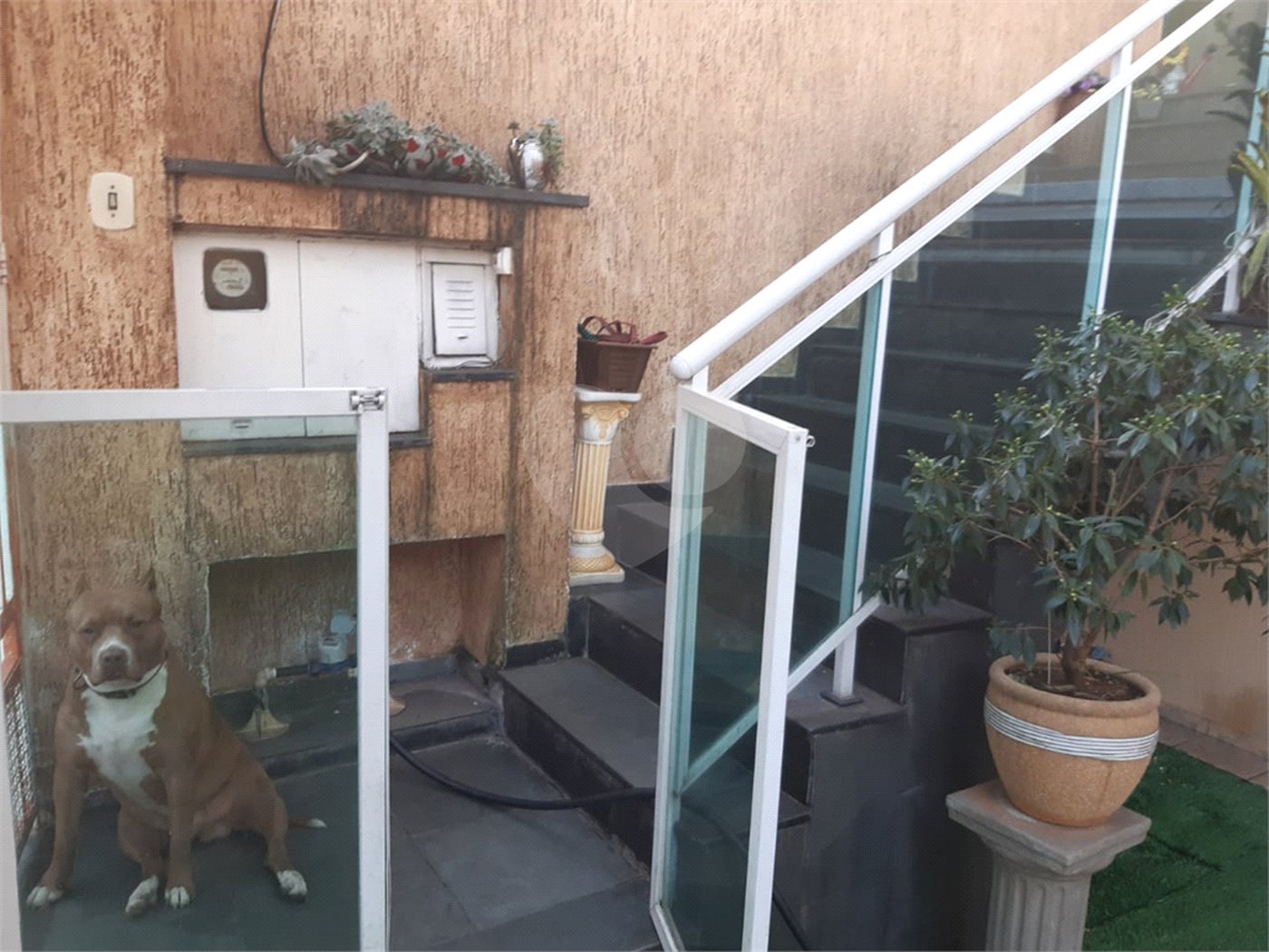 Sobrado à venda com 2 quartos, sendo 1 suíte, em Horto, São Paulo, SP