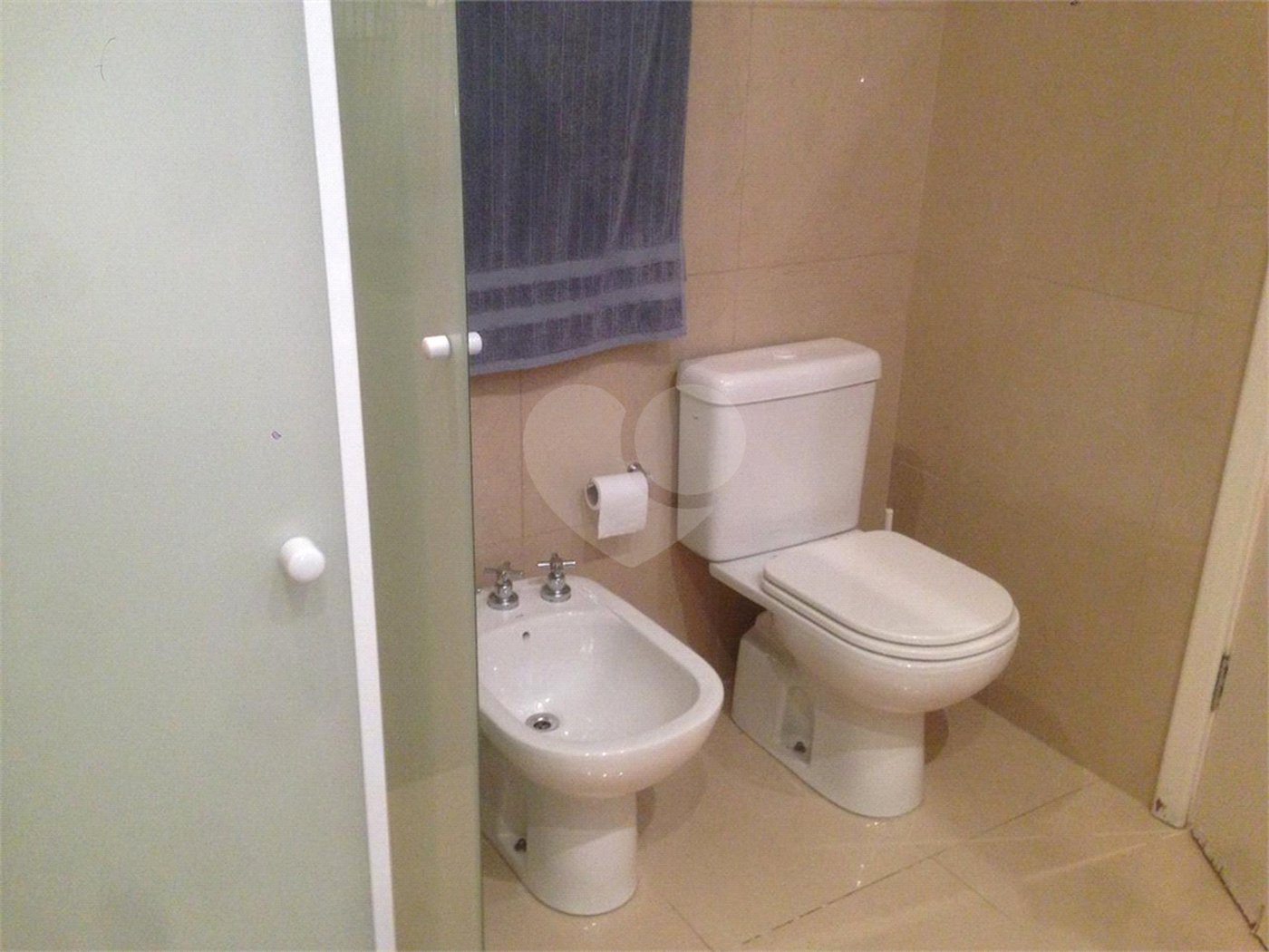 Sobrado à venda com 4 quartos, sendo 1 suíte, em Jardim Novo Mundo, São Paulo, SP