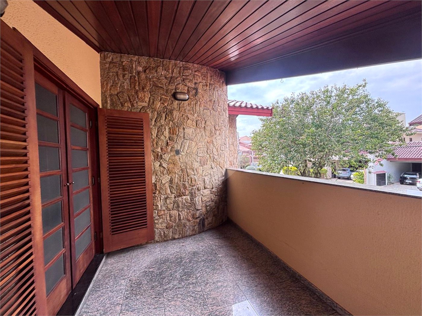 Casa à venda com 4 quartos, sendo 2 suítes,  no condomínio Granja Olga Ii, Sorocaba - SP