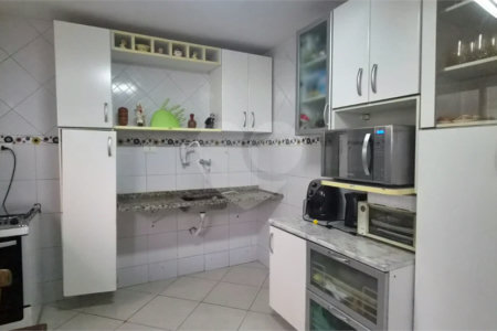 Sobrado à venda com 3 quartos, sendo 1 suíte, em Santana, São Paulo, SP