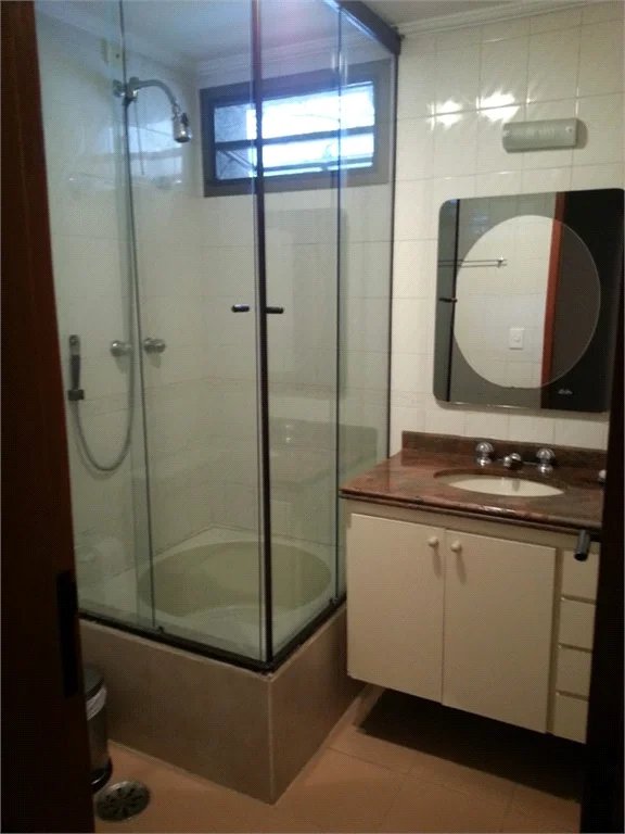 Apartamento à venda com 3 quartos, sendo 1 suíte,  em Jardim Vitória Régia, São Paulo, SP