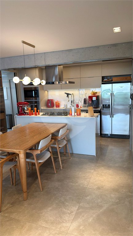 Apartamento à venda com 3 quartos, sendo 1 suíte,  em Jardim Paulista, São Paulo, SP