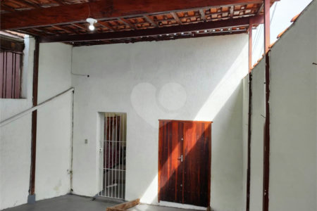 Casa à venda com 4 quartos, sendo 1 suíte, em Vila Mazzei, São Paulo, SP