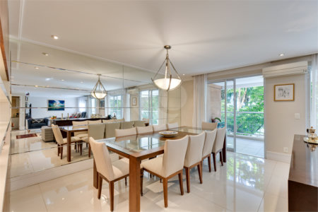 Apartamento à venda com 3 suítes em Granja Julieta, São Paulo, SP