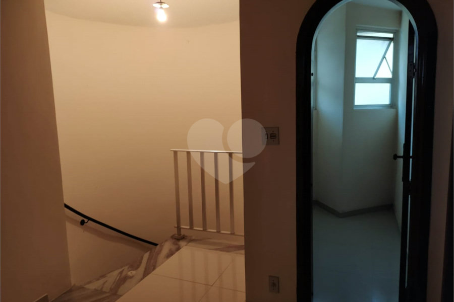 Sobrado à venda com 5 quartos, sendo 1 suíte, em Mandaqui, São Paulo, SP