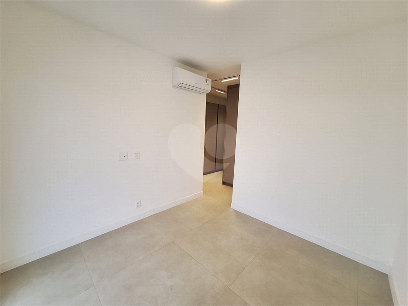 Apartamento para alugar com 3 suítes em Sumarezinho, São Paulo, SP