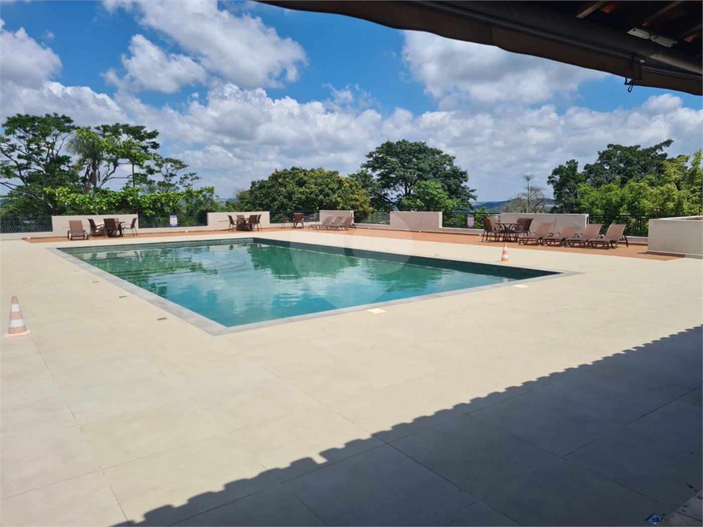 Casa à venda com 4 suítes no condomínio Alpes de Vinhedo, Vinhedo - SP