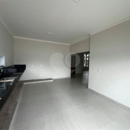 Casa à venda com 3 suítes em Vila Popular, Itapetininga, SP