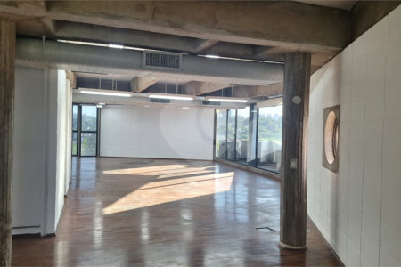 Sala à venda ou para alugar em Real Parque, São Paulo, SP