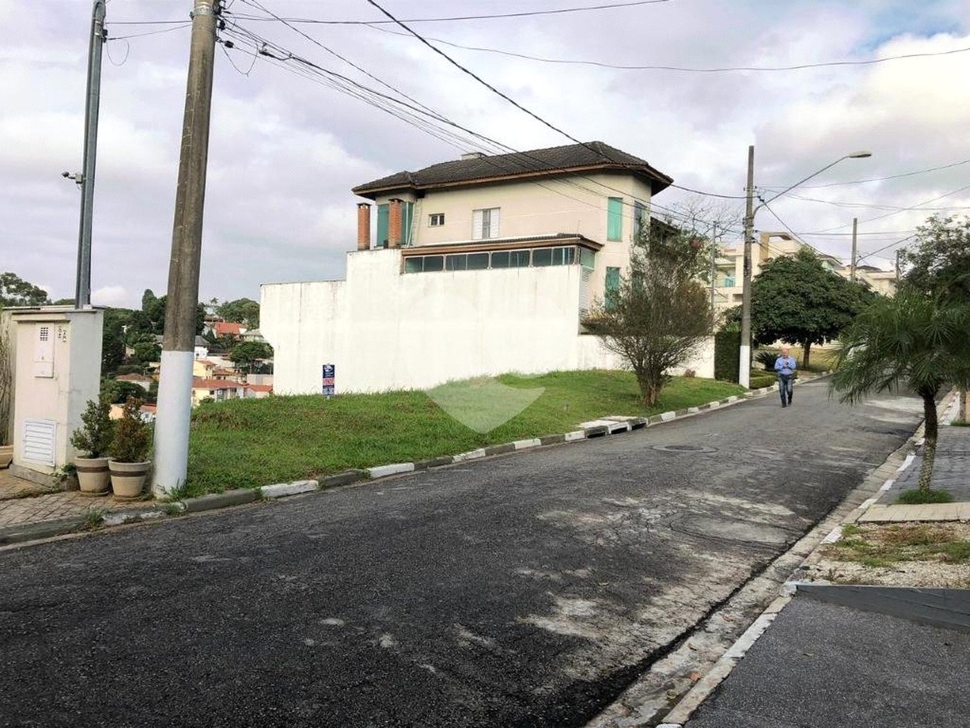 Terreno à venda em Horto, São Paulo, SP