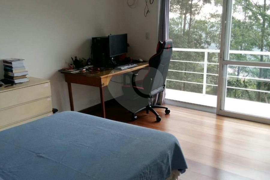 Casa à venda com 5 suítes no condomínio Parque Imperial da Cantareira, Mairiporã - SP