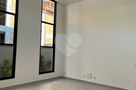 Casa à venda com 4 suítes no condomínio Residencial Granville, Atibaia - SP