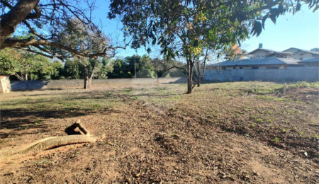 Terreno à venda em Jardim dos Pinheiros, Atibaia, SP