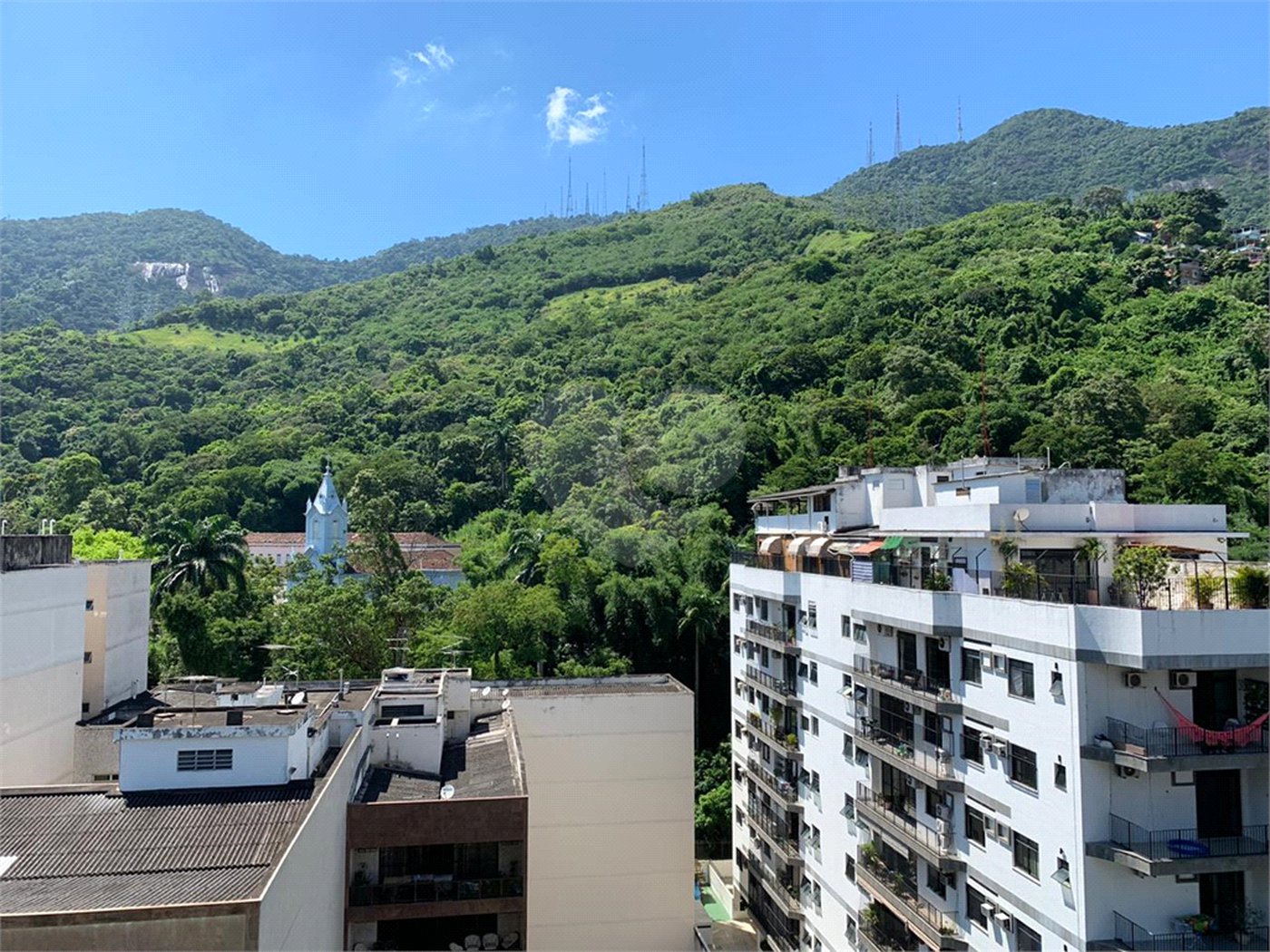 Apartamento à venda com 4 quartos, sendo 1 suíte,  em Tijuca, Rio de Janeiro, RJ