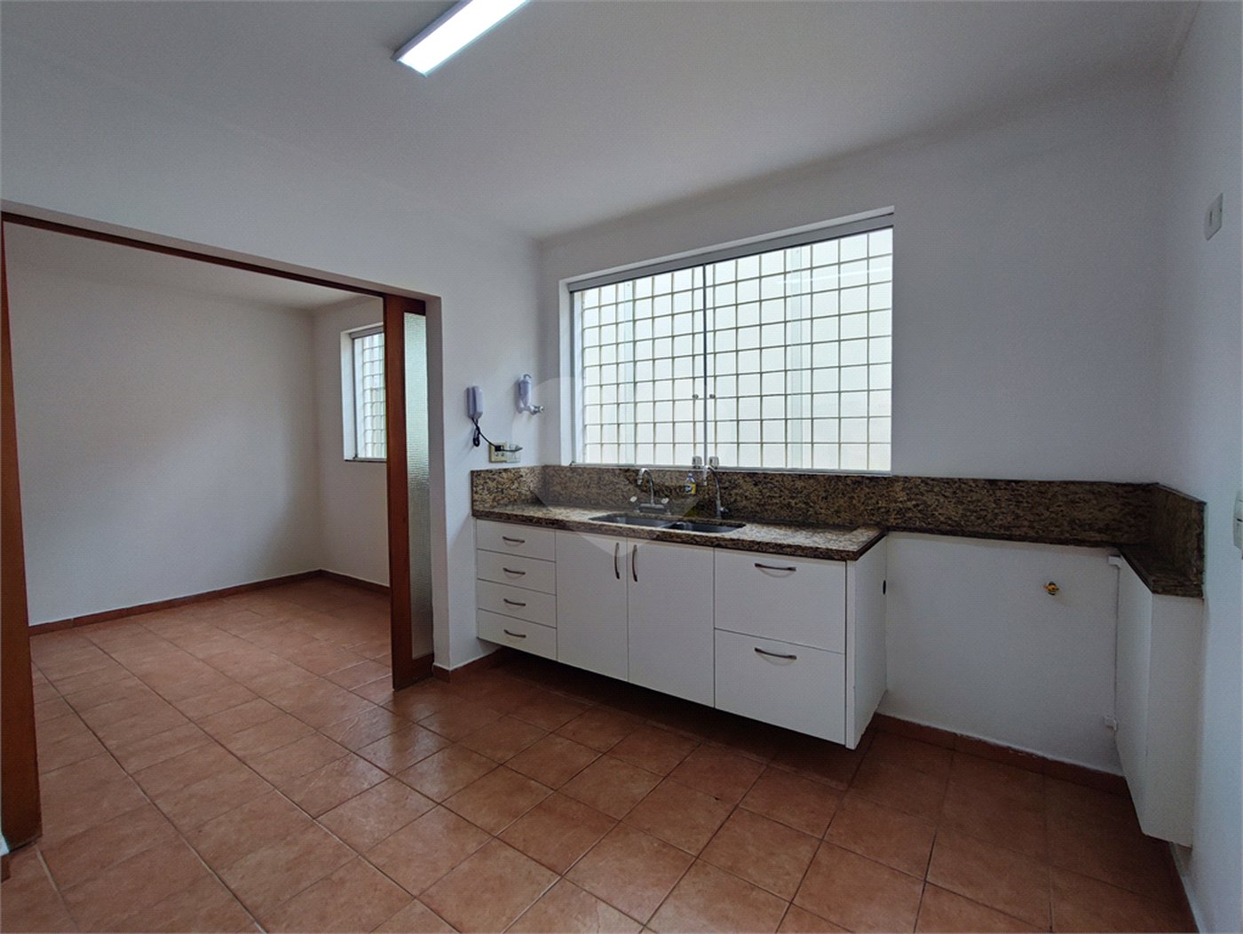 Casa para alugar com 4 quartos, sendo 2 suítes, no condomínio Comendador Elias Zarzur, São Paulo - SP