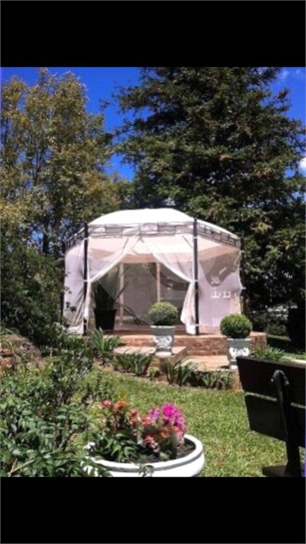 Casa Térrea à venda com 4 quartos, sendo 1 suíte, em Roseira, Mairiporã, SP