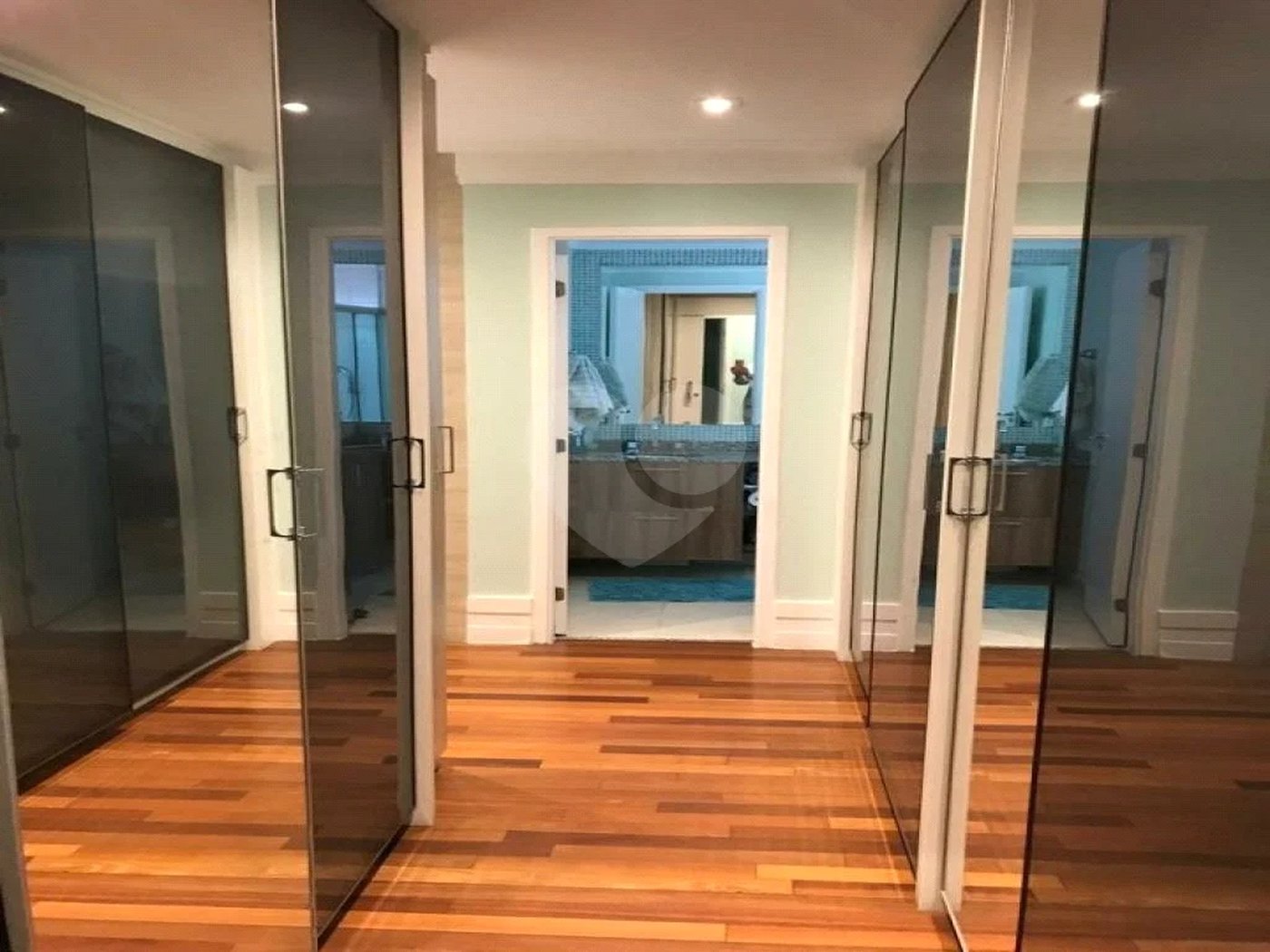 Apartamento na Granja Julieta Face Norte alto padrão 3 suítes. Condomínio clube diferenciado com assessoria esportiva
