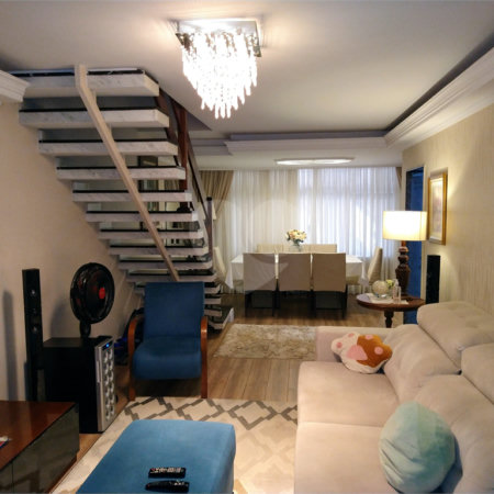 Casa à venda com 3 quartos, sendo 1 suíte, em Parque Vitória, São Paulo, SP