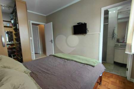 Apartamento à venda com 3 quartos, sendo 1 suíte,  em Perdizes, São Paulo, SP
