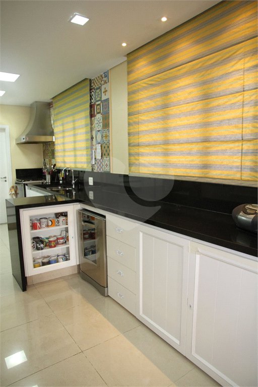 Apartamento à venda com 3 suítes em Campo Belo, São Paulo, SP