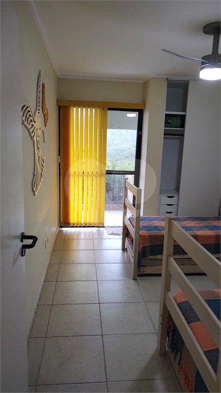 Duplex à venda com 3 quartos, sendo 1 suíte, em Enseada, Guarujá, SP