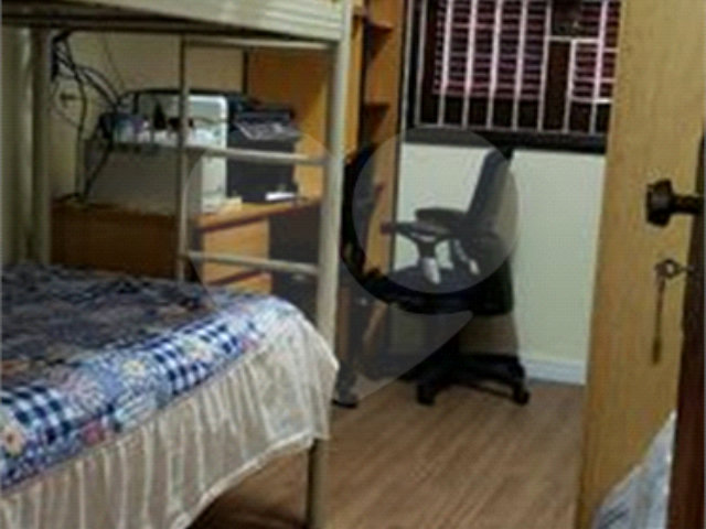 Sobrado à venda com 3 quartos, sendo 2 suítes,  em Parque Edu Chaves, São Paulo, SP