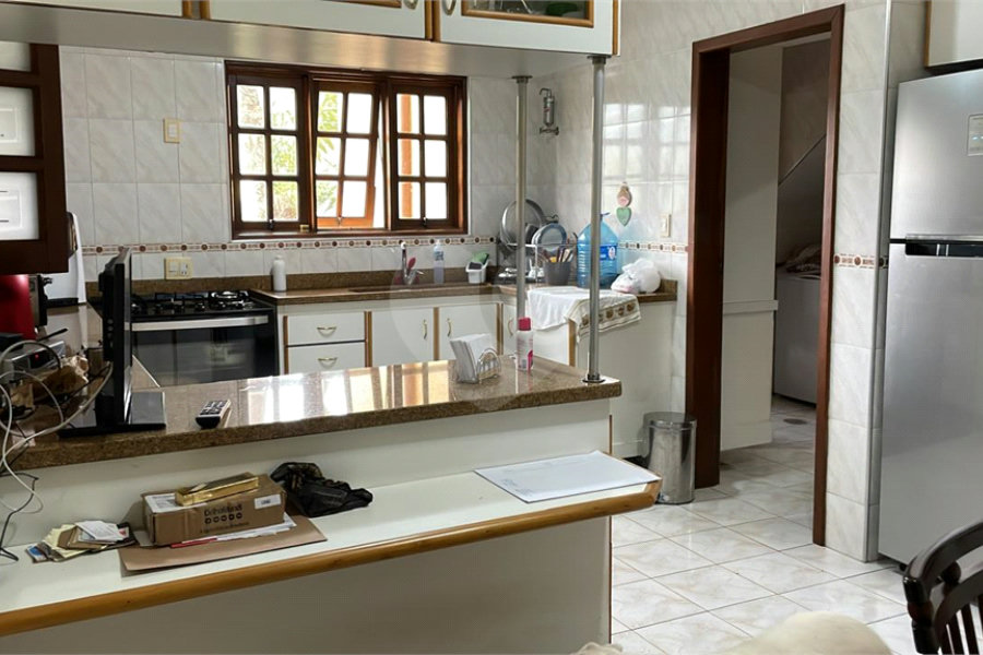 Casa à venda ou para alugar com 3 suítes no condomínio Alpes da Cantareira, Mairiporã - SP