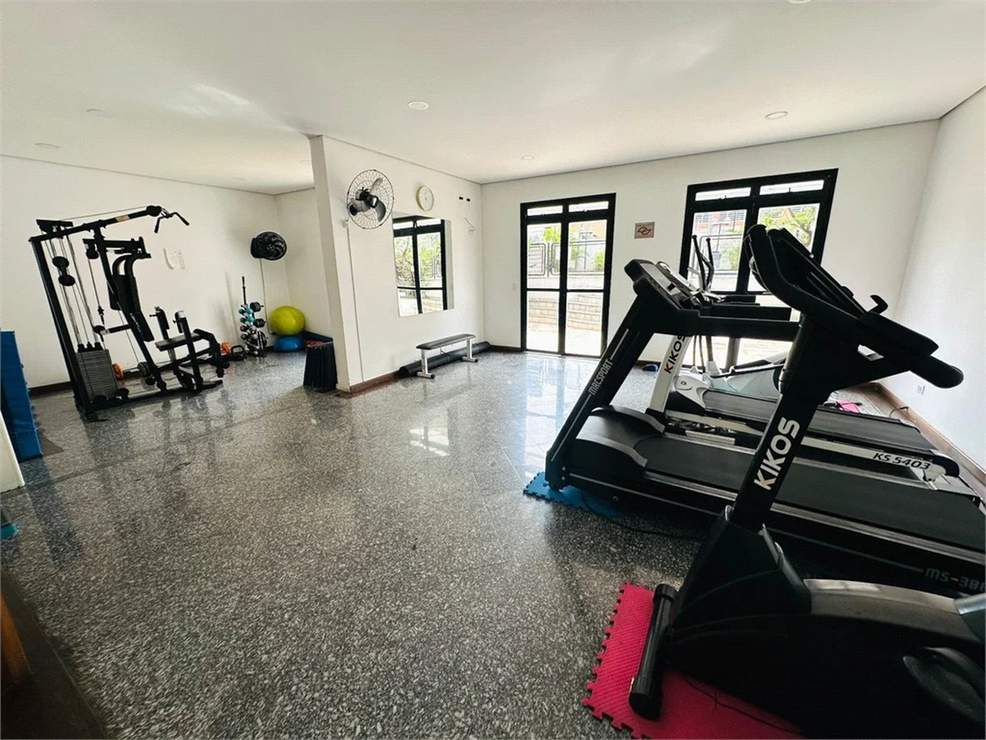 Apartamento à venda com 2 quartos, sendo 1 suíte, em Cidade Monções, São Paulo, SP