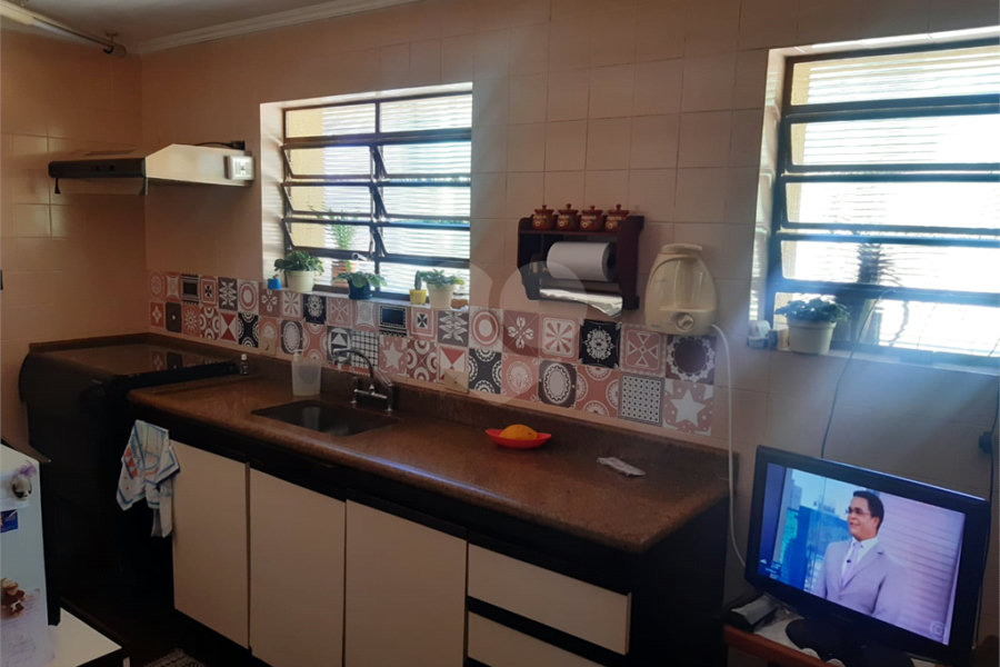 Casa à venda com 3 quartos, sendo 1 suíte, no condomínio Jardim da Monntanha Ii, Mairiporã - SP