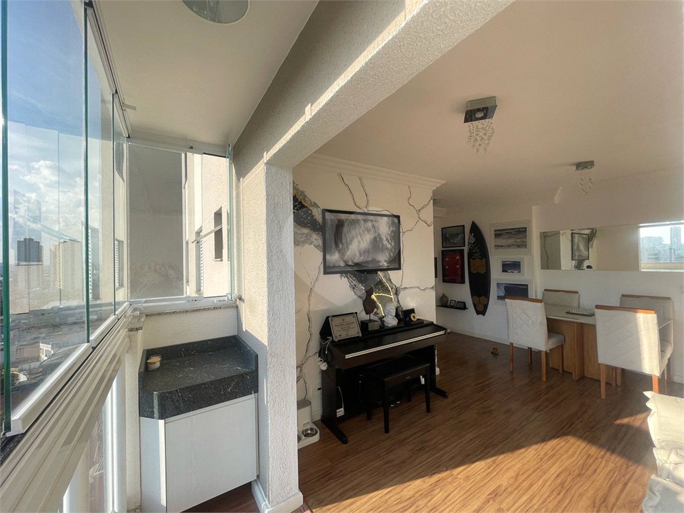 Apartamento à venda com 2 quartos, sendo 1 suíte,  em Vila América, Santo André, SP