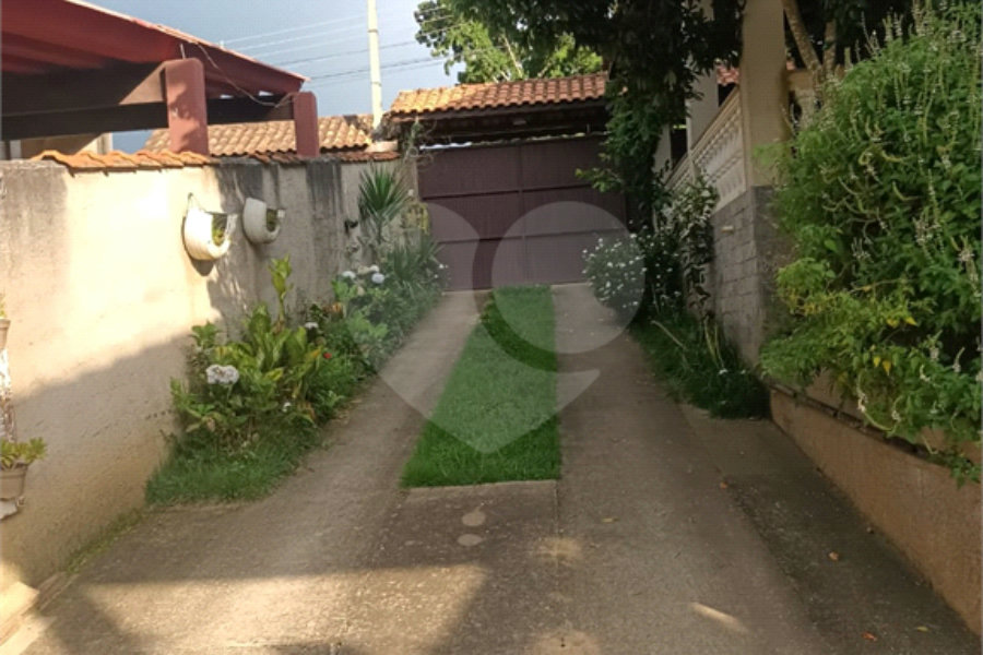 Casa à venda com 4 quartos, sendo 1 suíte, em Santa Inês, Mairiporã, SP