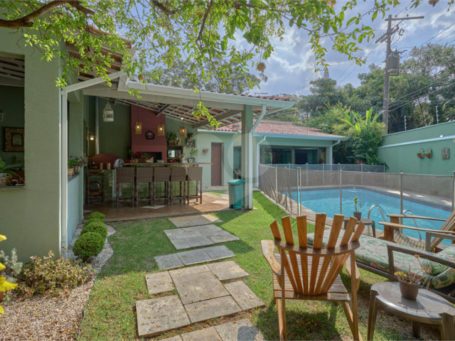 Casa Térrea à venda com 3 suítes em Granja Julieta, São Paulo, SP