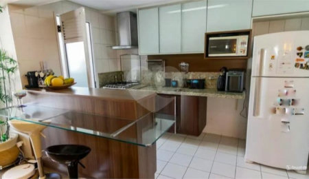 Apartamento à venda com 3 quartos, sendo 1 suíte, em Vila Andrade, São Paulo, SP
