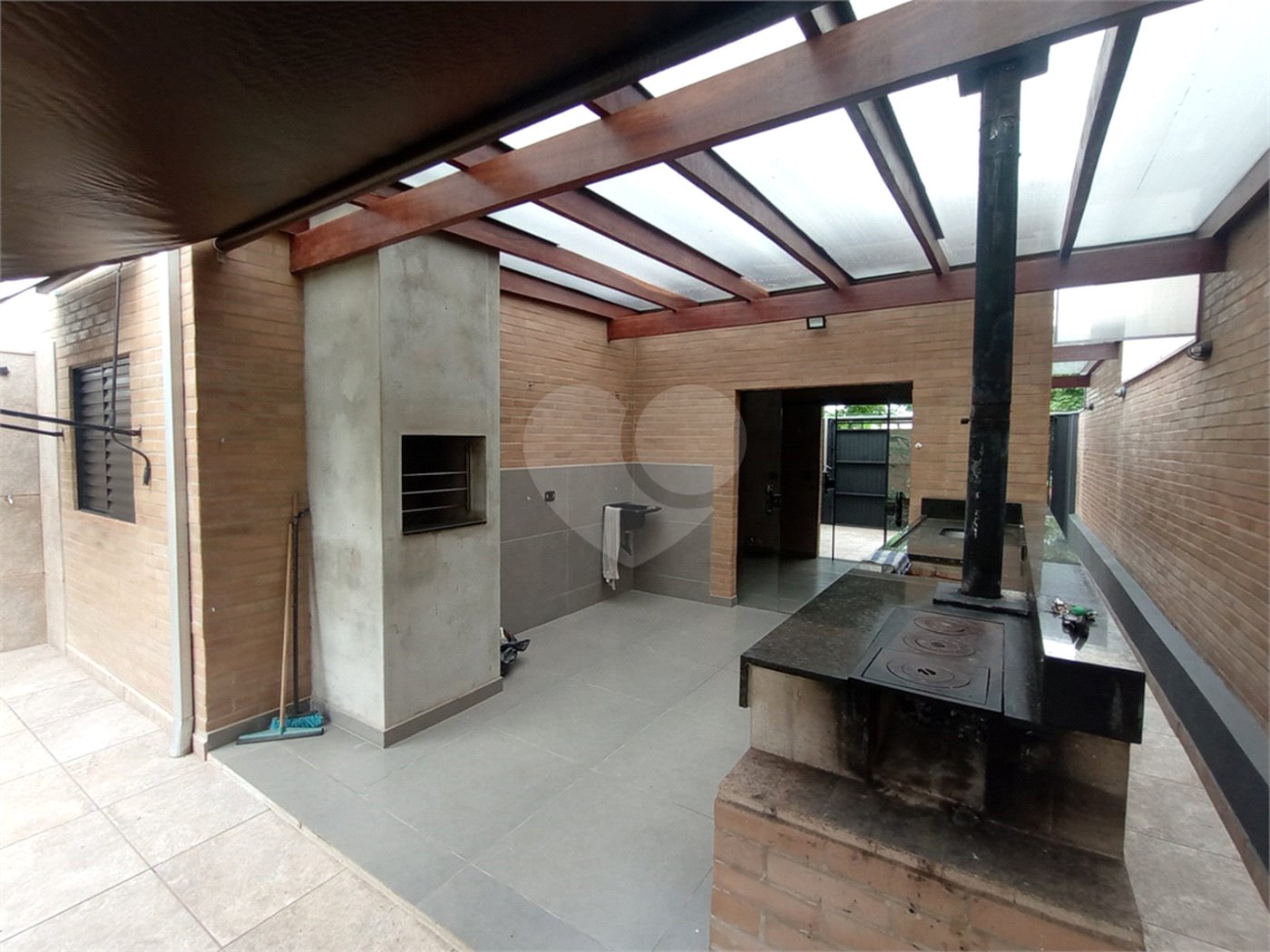 Casa à venda com 2 suítes em Portal dos Pinheiros Ii, Itapetininga, SP