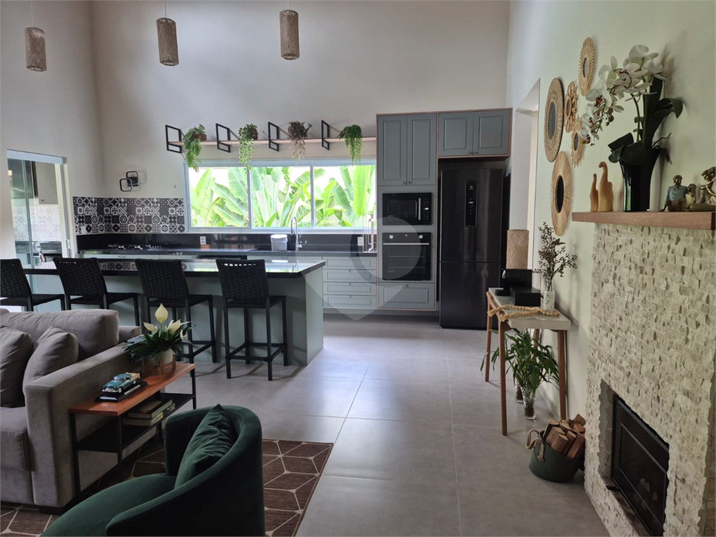 Casa à venda com 3 suítes no condomínio Alpes da Cantareira, Mairiporã - SP