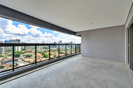 Apartamento à venda com 4 quartos, sendo 2 suítes,  em Jardim das Acácias, São Paulo, SP