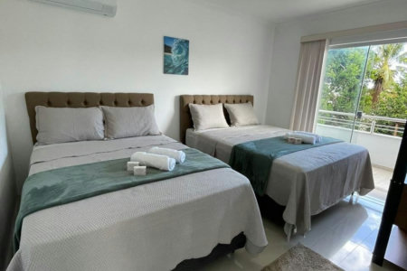 Casa à venda com 3 quartos, sendo 1 suíte, em Orla Norte, Porto Seguro - BA