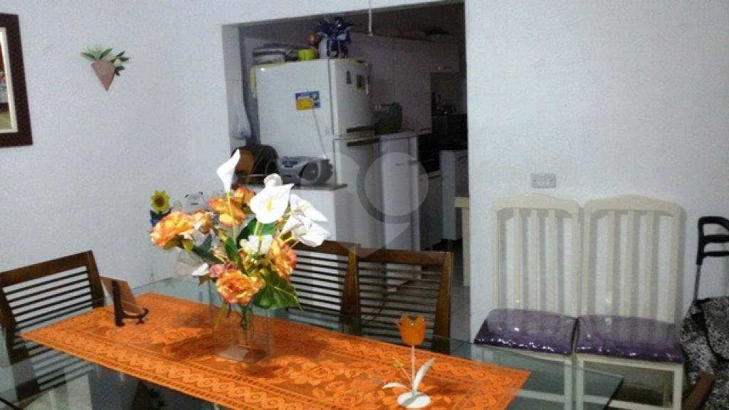 Sobrado à venda com 2 quartos em Tremembé, São Paulo, SP
