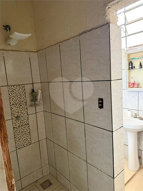 Casa à venda com 2 quartos no Centro, Araraquara, SP