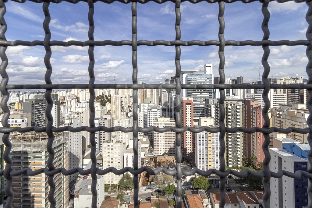 Apartamento com 24m² próximo a avenida Paulista e Metrô Consolação.