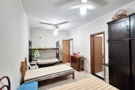 Chácara à venda com 4 quartos, sendo 2 suítes,  no Centro, Araçoiaba da Serra, SP